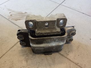 bontott VW GOLF V Motor Tartó Bak (Pozíciófüggetlen)