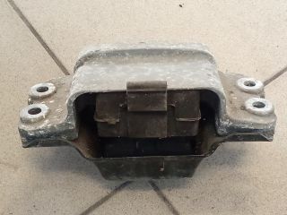 bontott VW GOLF V Motor Tartó Bak (Pozíciófüggetlen)