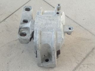 bontott VW GOLF V Motor Tartó Bak (Pozíciófüggetlen)