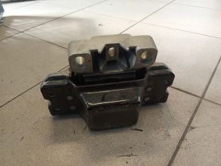 bontott VW GOLF V Motor Tartó Bak (Pozíciófüggetlen)