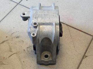 bontott VW GOLF V Motor Tartó Bak (Pozíciófüggetlen)