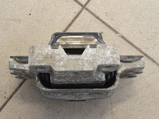 bontott VW GOLF V Motor Tartó Bak (Pozíciófüggetlen)