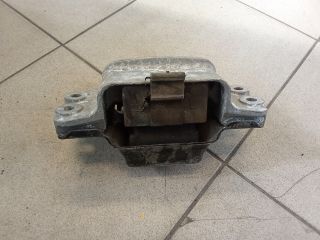 bontott VW GOLF V Motor Tartó Bak (Pozíciófüggetlen)