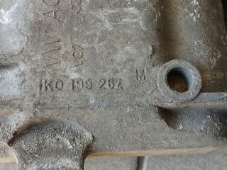 bontott VW GOLF V Motor Tartó Bak (Pozíciófüggetlen)