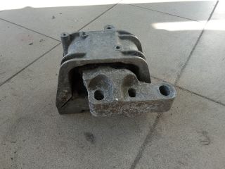 bontott VW GOLF V Motor Tartó Bak (Pozíciófüggetlen)