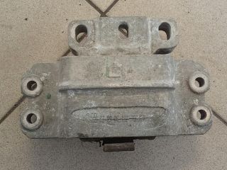 bontott VW GOLF V Motor Tartó Bak (Pozíciófüggetlen)