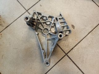 bontott VW GOLF V Motor Tartó Bak (Pozíciófüggetlen)