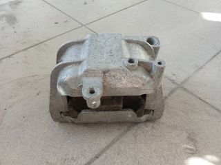 bontott VW GOLF V Motor Tartó Bak (Pozíciófüggetlen)
