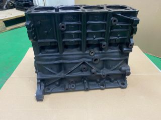 bontott VW GOLF V Motorblokk (Fűzött)