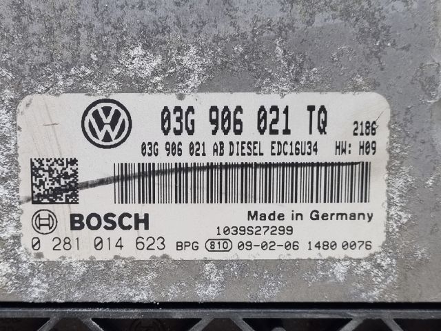 bontott VW GOLF V Motorvezérlő