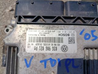 bontott VW GOLF V Motorvezérlő