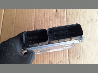 bontott VW GOLF V Motorvezérlő