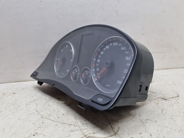 bontott VW GOLF V Motorvezérlő