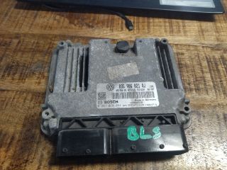 bontott VW GOLF V Motorvezérlő