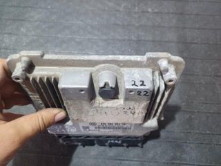 bontott VW GOLF V Motorvezérlő