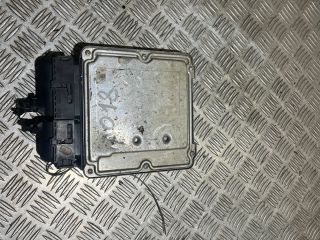 bontott VW GOLF V Motorvezérlő