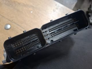 bontott VW GOLF V Motorvezérlő