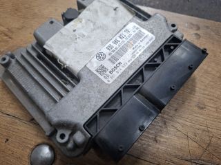 bontott VW GOLF V Motorvezérlő