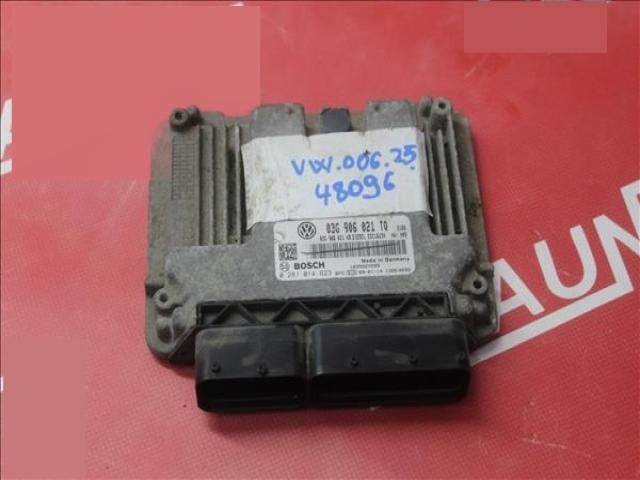 bontott VW GOLF V Motorvezérlő