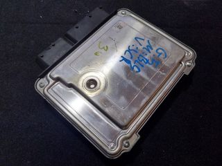 bontott VW GOLF V Motorvezérlő