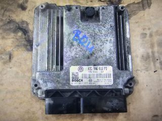 bontott VW GOLF V Motorvezérlő