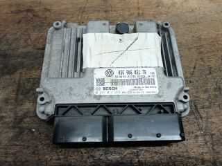 bontott VW GOLF V Motorvezérlő