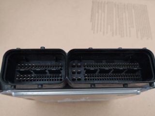 bontott VW GOLF V Motorvezérlő