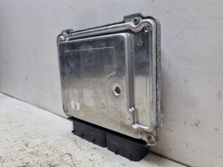 bontott VW GOLF V Motorvezérlő