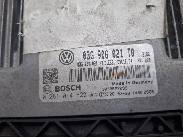 bontott VW GOLF V Motorvezérlő