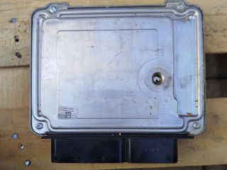 bontott VW GOLF V Motorvezérlő