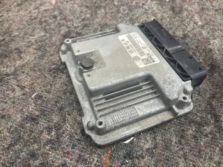 bontott VW GOLF V Motorvezérlő