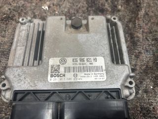 bontott VW GOLF V Motorvezérlő