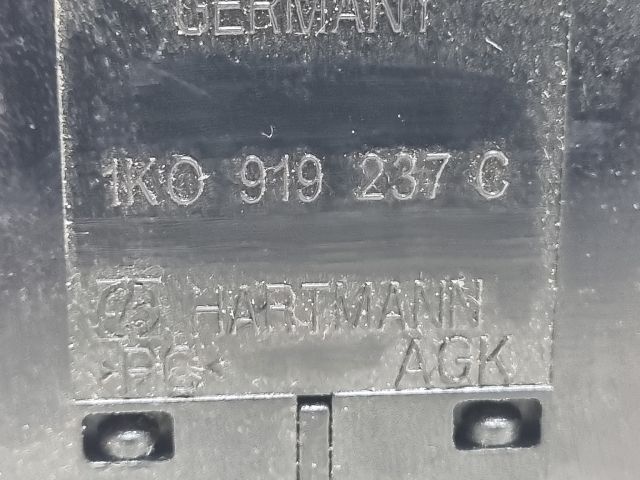 bontott VW GOLF V Motorvezérlő