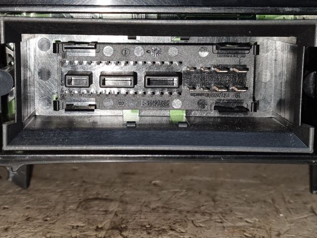 bontott VW GOLF V Motorvezérlő