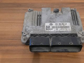 bontott VW GOLF V Motorvezérlő