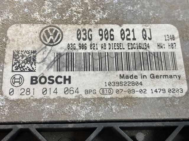 bontott VW GOLF V Motorvezérlő