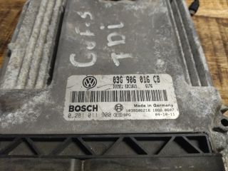 bontott VW GOLF V Motorvezérlő