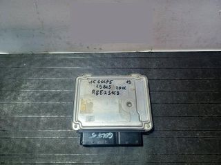 bontott VW GOLF V Motorvezérlő