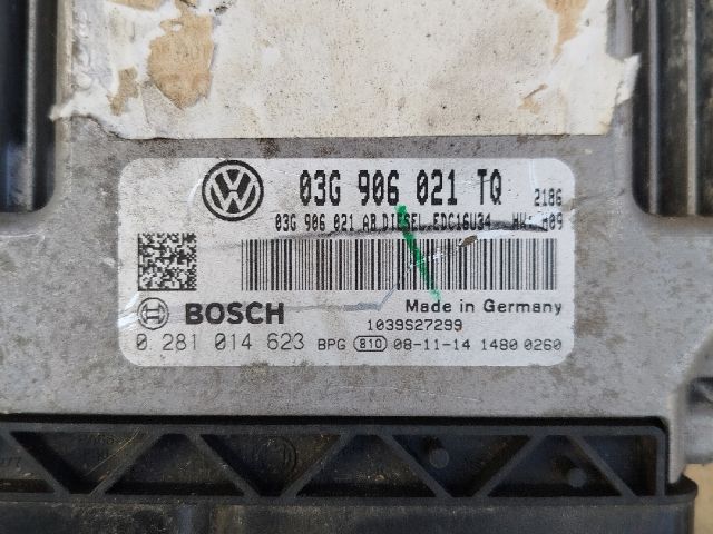 bontott VW GOLF V Motorvezérlő