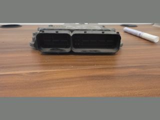 bontott VW GOLF V Motorvezérlő