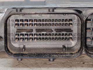 bontott VW GOLF V Motorvezérlő