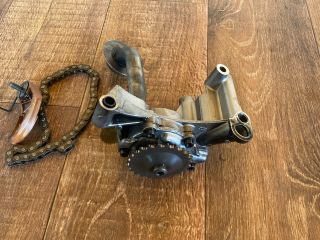 bontott VW GOLF V Olajszivattyú