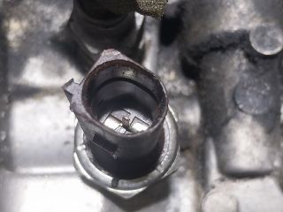 bontott VW GOLF V Olajszűrő Ház