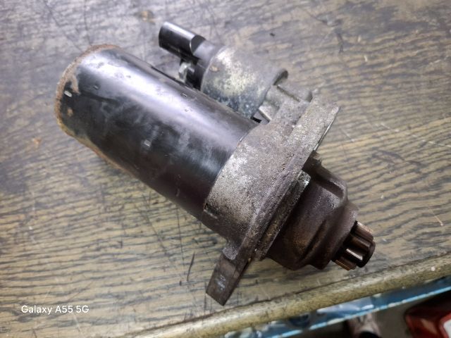 bontott VW GOLF V Önindító