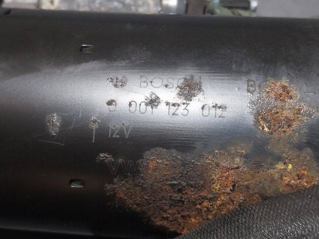 bontott VW GOLF V Önindító