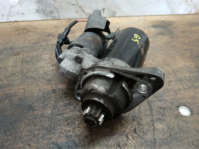 bontott VW GOLF V Önindító