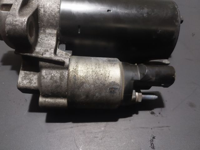 bontott VW GOLF V Önindító