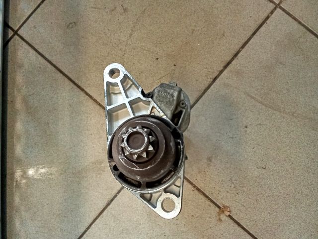 bontott VW GOLF V Önindító