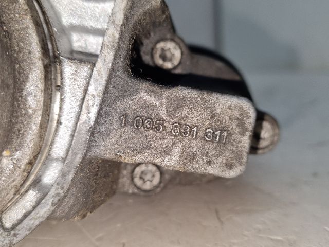 bontott VW GOLF V Önindító