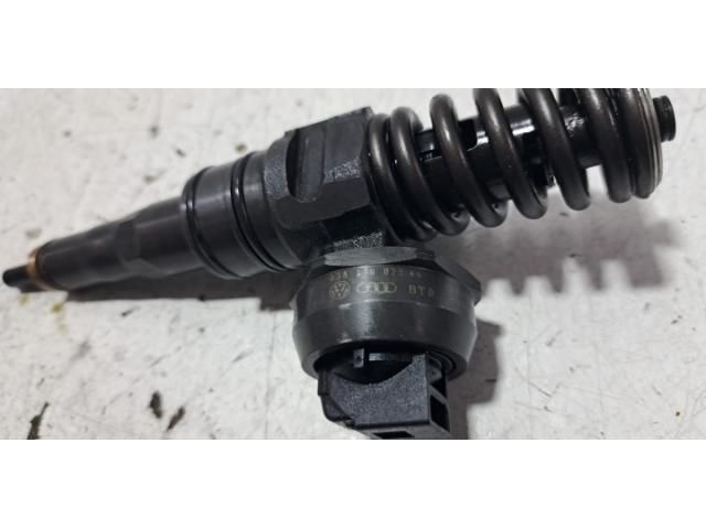 bontott VW GOLF V Porlasztó (1 db)